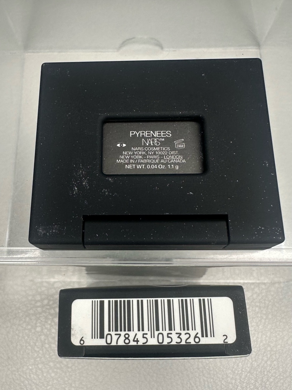 NARS silver eyeshadow - Picture 4 of 4